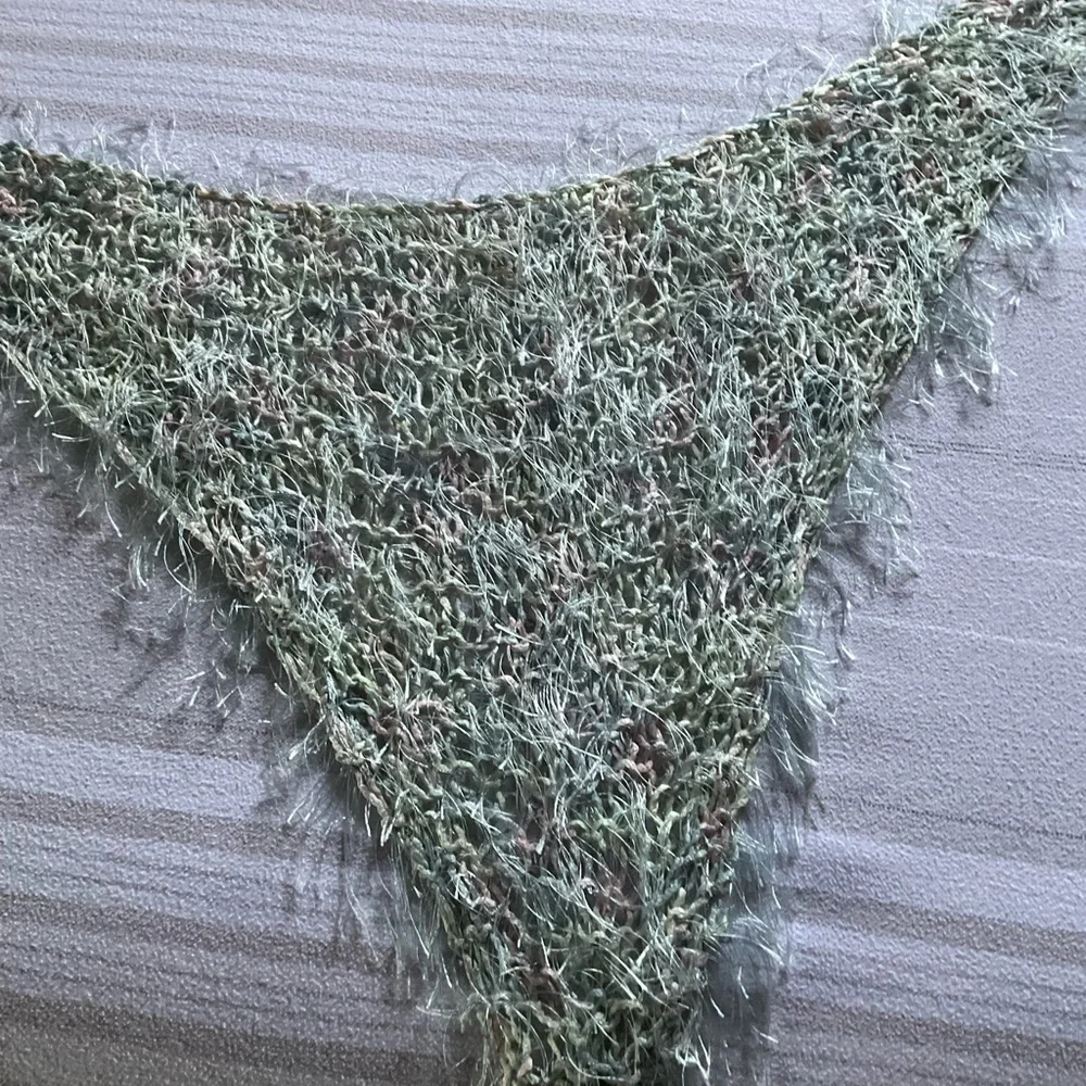 Scarf triangular - Picture 2 of 2